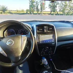 Nissan Versa 2018