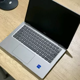 Noutbuk DELL i7"11th paket