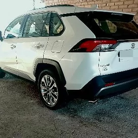 Toyota RAV4 2020