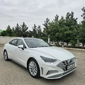 Hyundai Sonata 2021