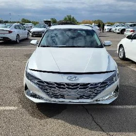 Hyundai Elantra 2021