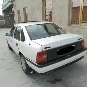Opel Vectra 1992