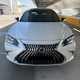 Lexus ES 350 2022
