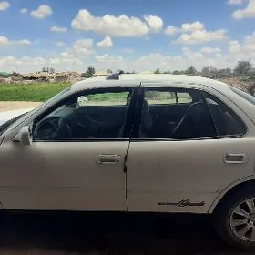 Toyota Camry 1996