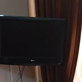 телевизор LG, 32 диагональ