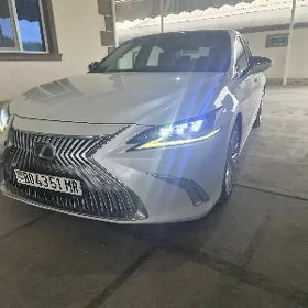 Lexus ES 350 2020