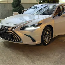 Lexus ES 350 2025
