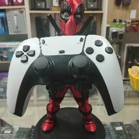 Подставки и игрушки