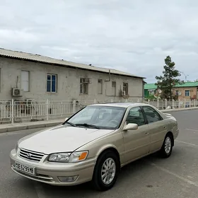Toyota Camry 2001