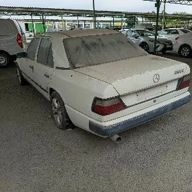 Mercedes-Benz 230E 1980