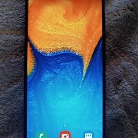 Samsung A20