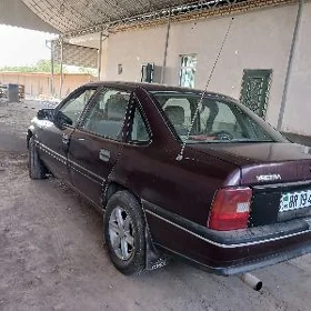 Opel Vectra 1989