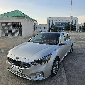 Kia Cadenza 2017