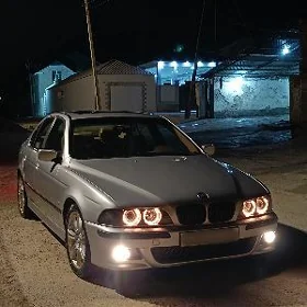 BMW E39 1998