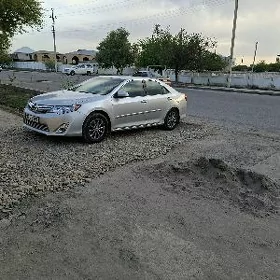 Toyota Camry 2013