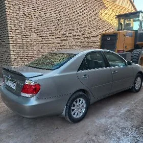 Toyota Camry 2005