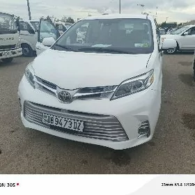 Toyota Sienna 2020