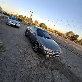 Toyota Camry 1999