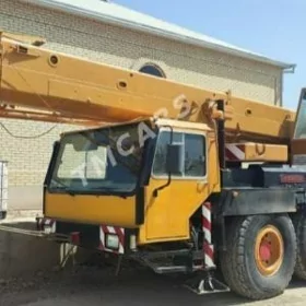 Liebherr A-series 1992