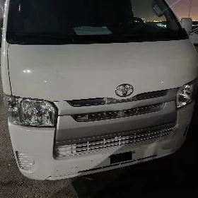 Toyota Hiace 2018