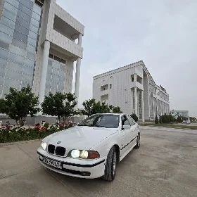 BMW E39 1999
