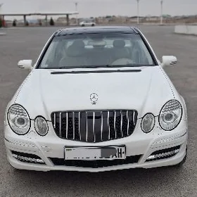 Mercedes-Benz E320 2004