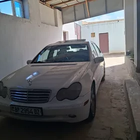 Mercedes-Benz 230E 2002