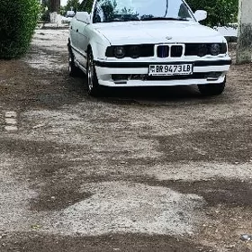 BMW 525 1990