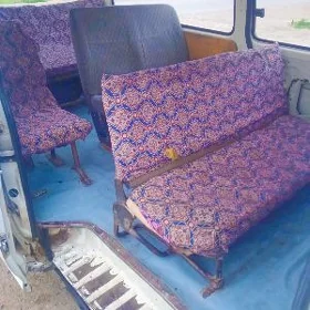 Toyota Hiace 1998
