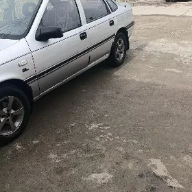Opel Vectra 1990