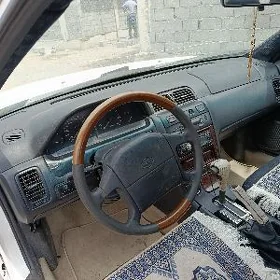 Nissan Cefiro 2000