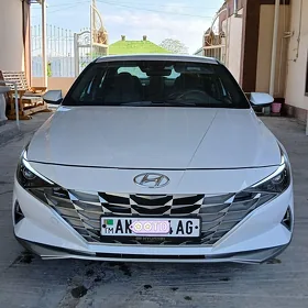 Hyundai Elantra 2021