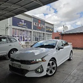 Kia K5 2022