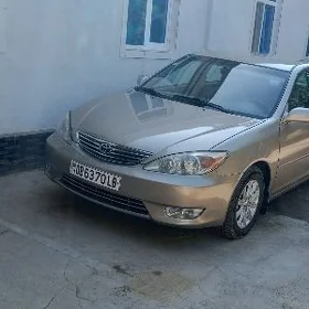 Toyota Camry 2004