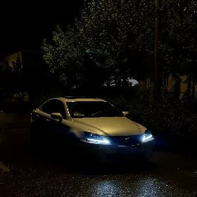 Lexus IS 350 2010
