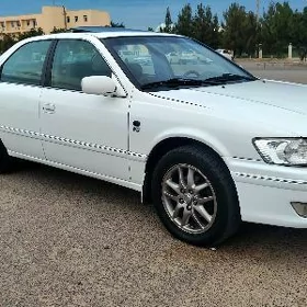 Toyota Camry 2000