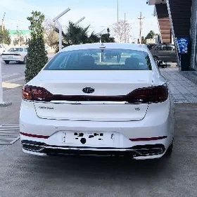 Kia Cadenza 2020