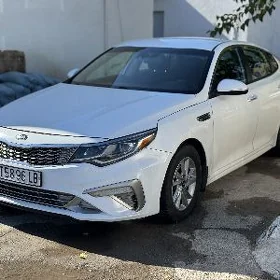Kia Optima 2020