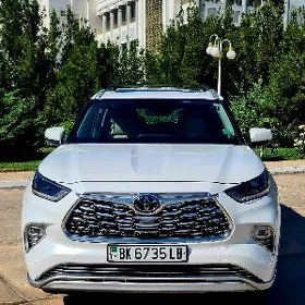 Toyota Highlander 2023