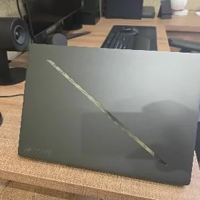 Asus Rog Zephyrus G16