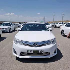 Toyota Camry 2012