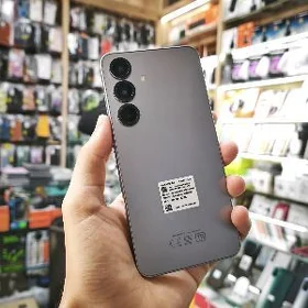 S25