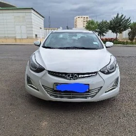 Hyundai Elantra 2015