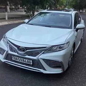 Toyota Camry 2022