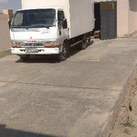 Mitsubishi Canter 2002