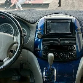 Toyota Sienna 2005
