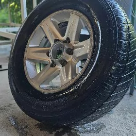 Zapaska NISSAN
