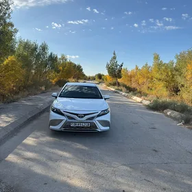 Toyota Camry 2021