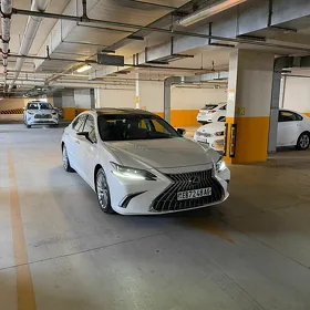 Lexus ES 350 2021