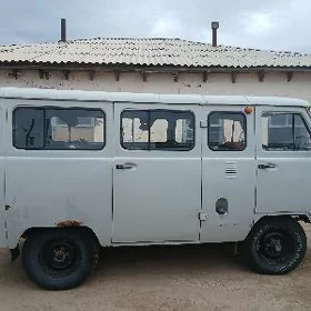 UAZ 2206 1998
